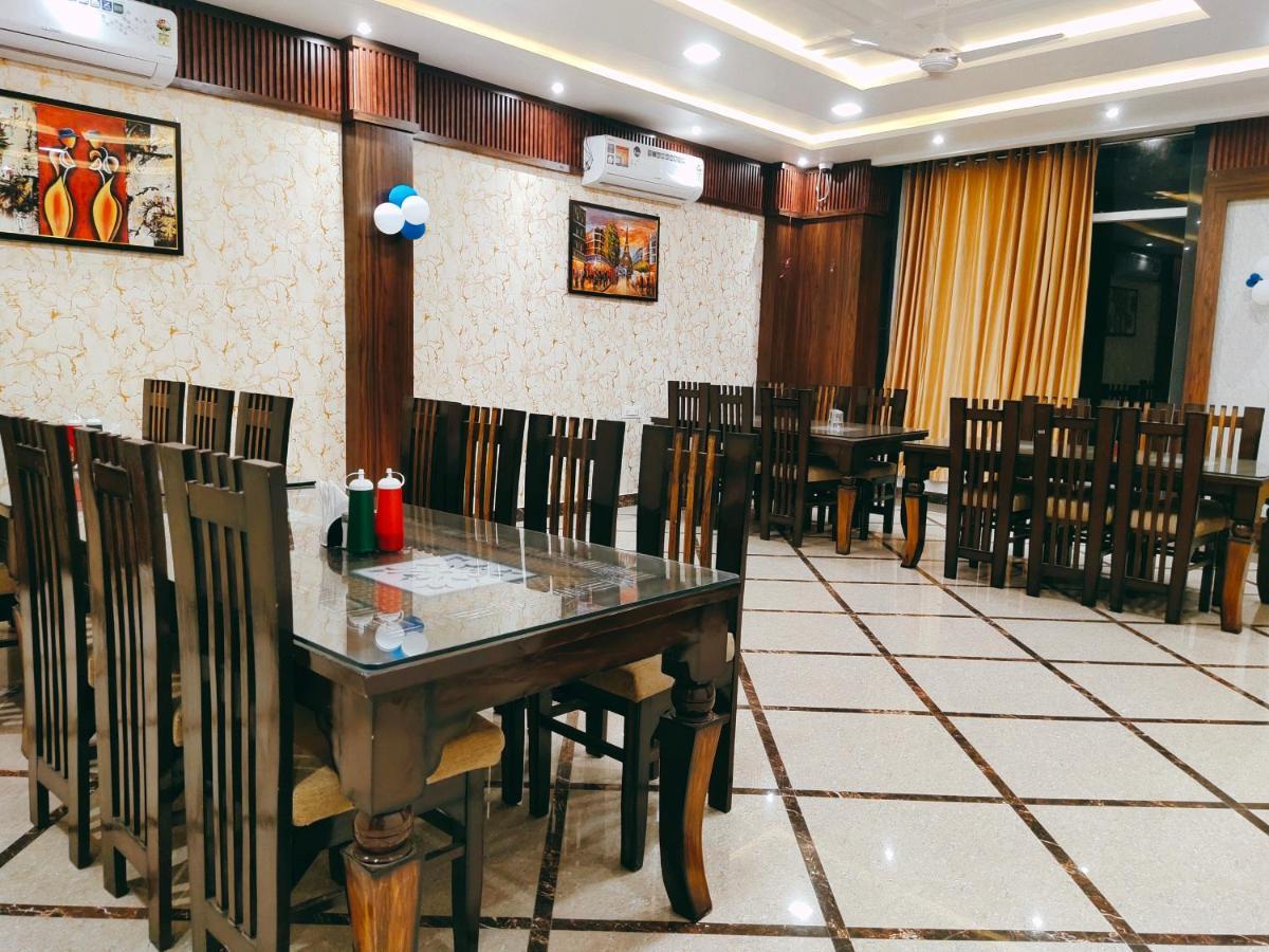 Hotel The Shree Jee Palace Mirzāpur Kültér fotó